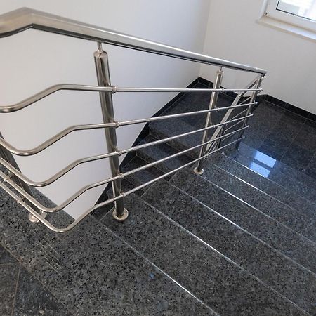 Apartment Domo Makarska Eksteriør billede