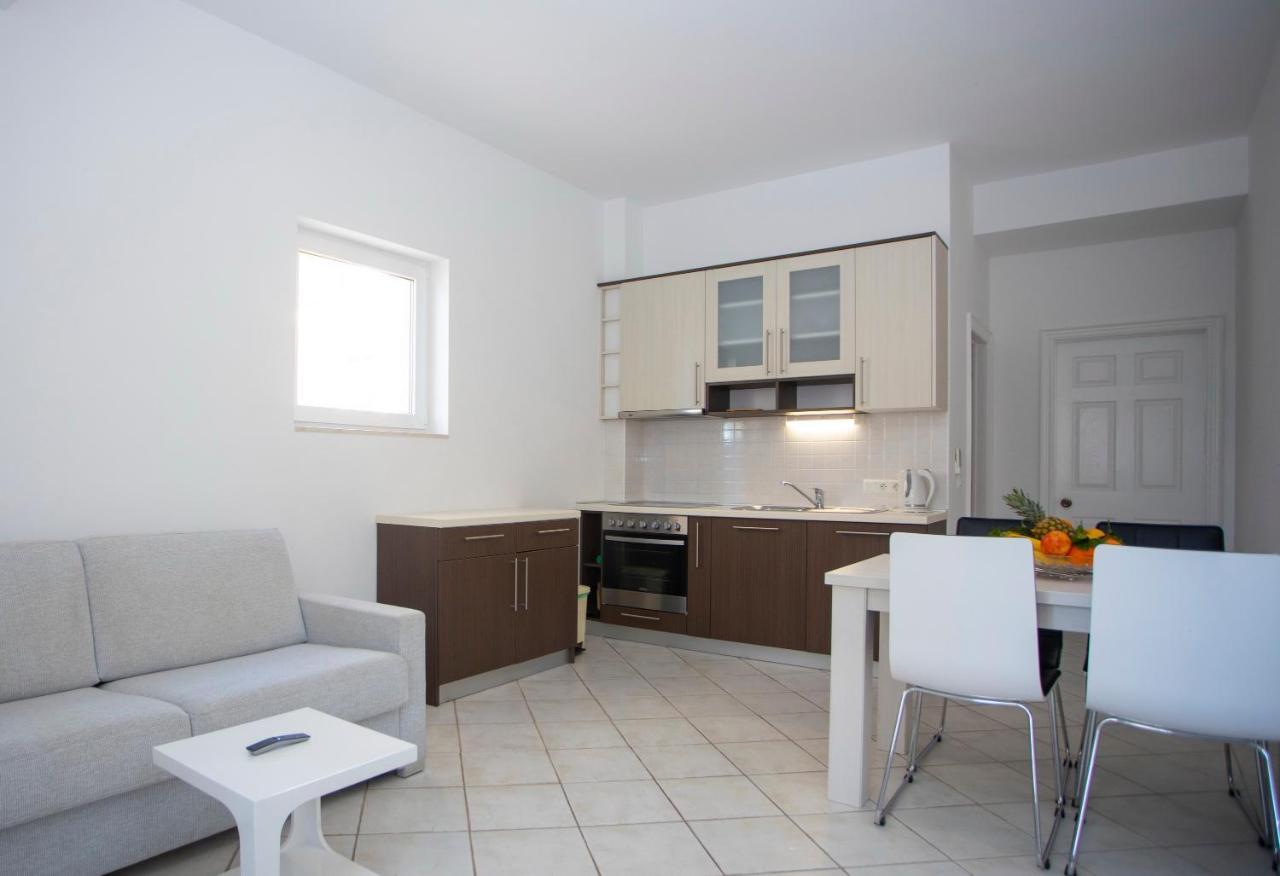 Apartment Domo Makarska Eksteriør billede