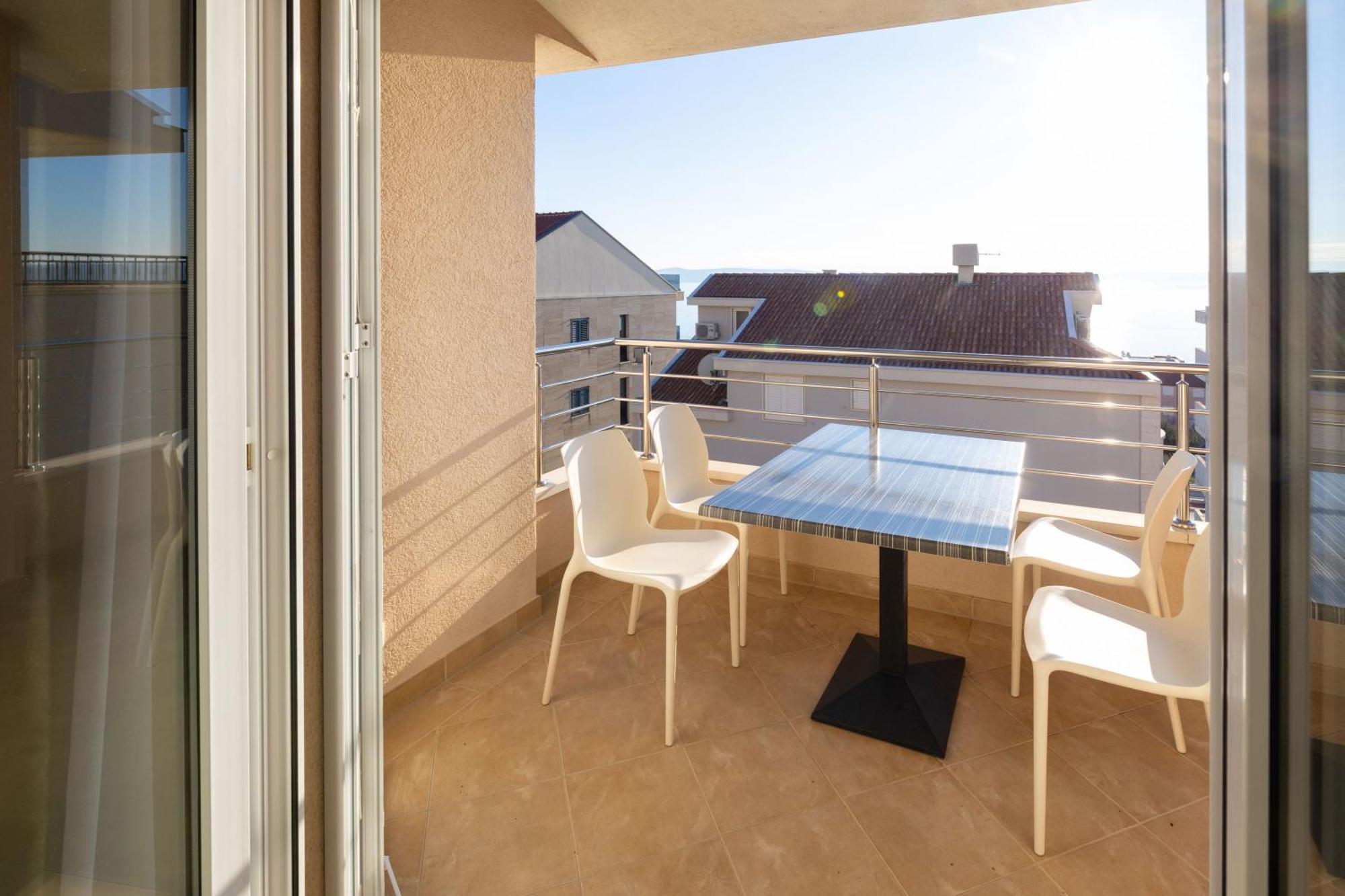 Apartment Domo Makarska Eksteriør billede