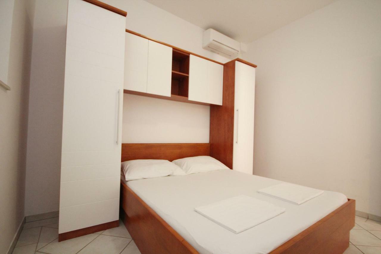 Apartment Domo Makarska Eksteriør billede